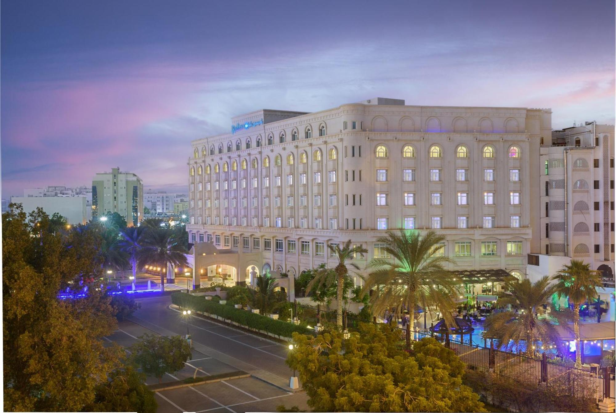 Radisson Blu Hotel, Muscat Ngoại thất bức ảnh