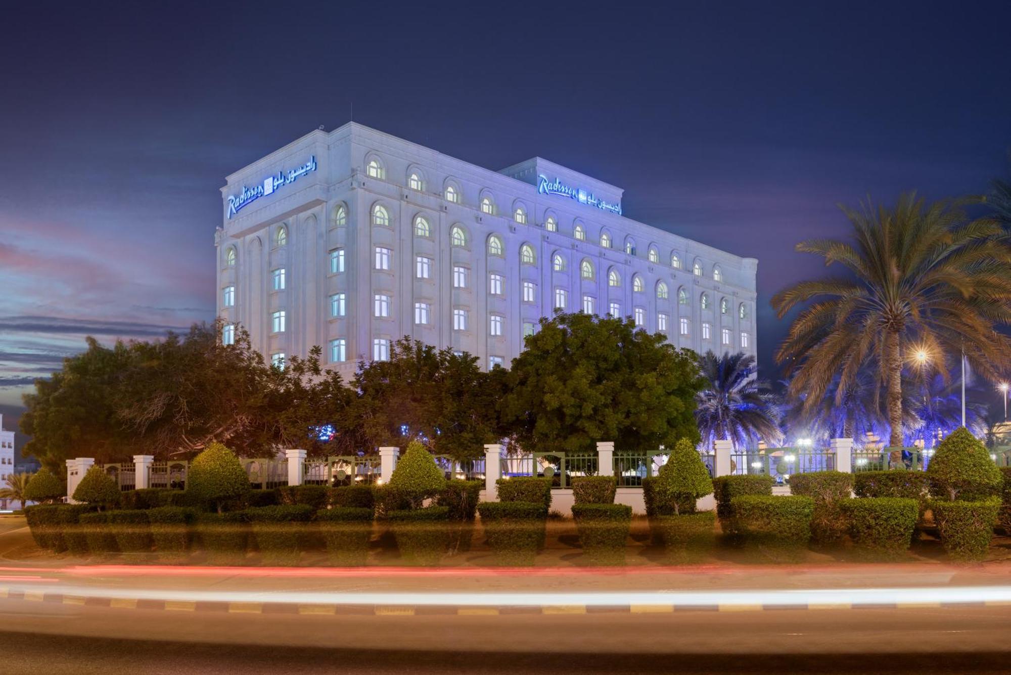 Radisson Blu Hotel, Muscat Ngoại thất bức ảnh