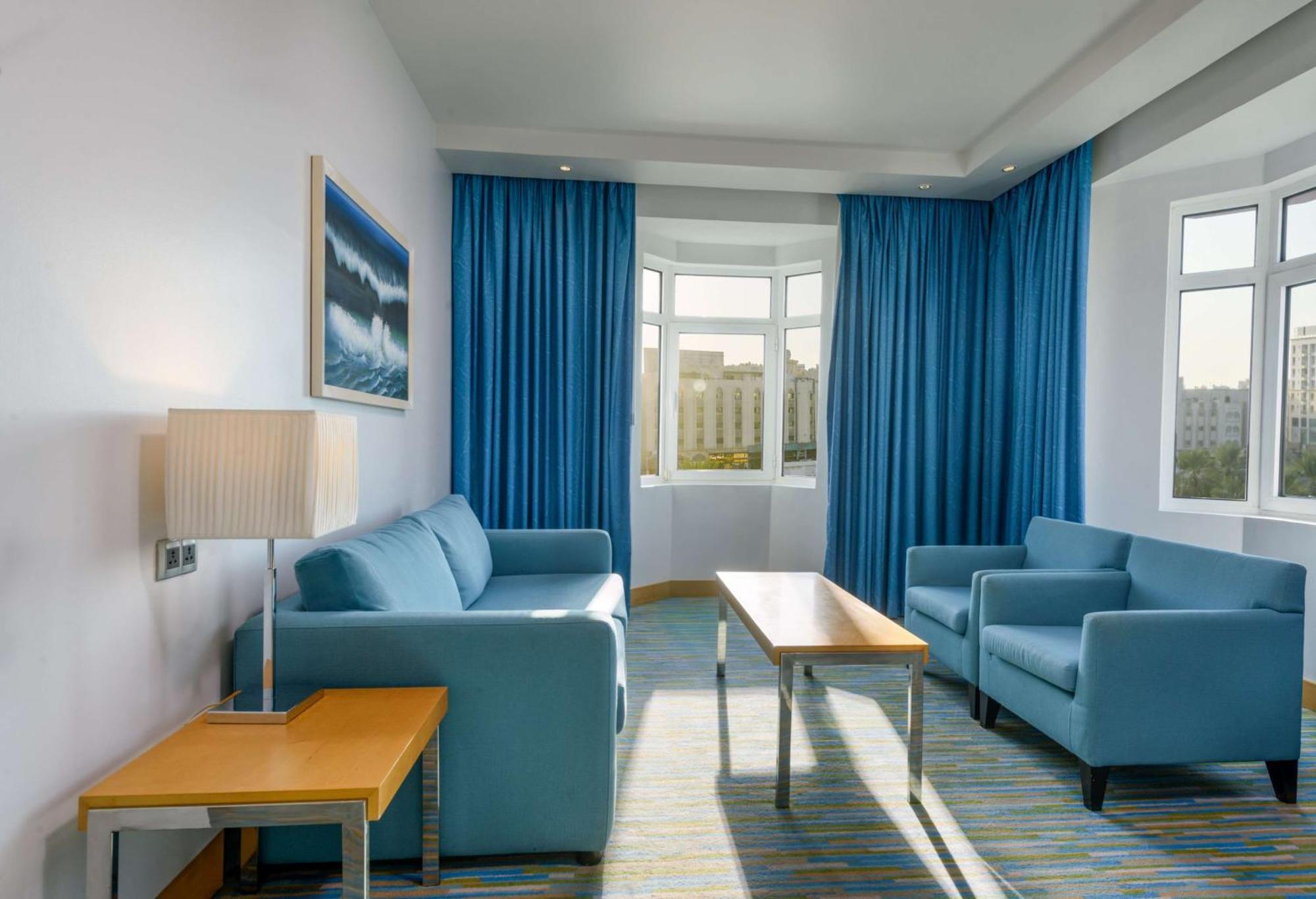 Radisson Blu Hotel, Muscat Ngoại thất bức ảnh