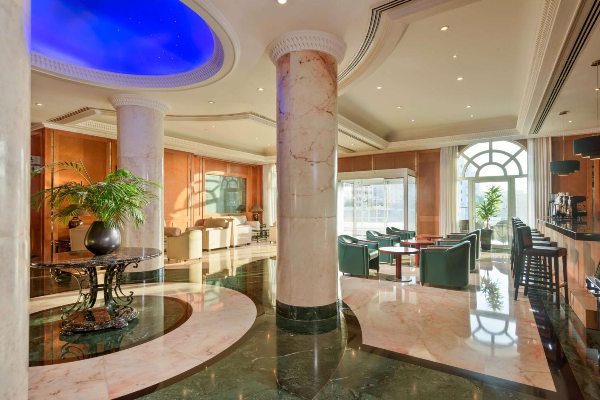 Radisson Blu Hotel, Muscat Ngoại thất bức ảnh