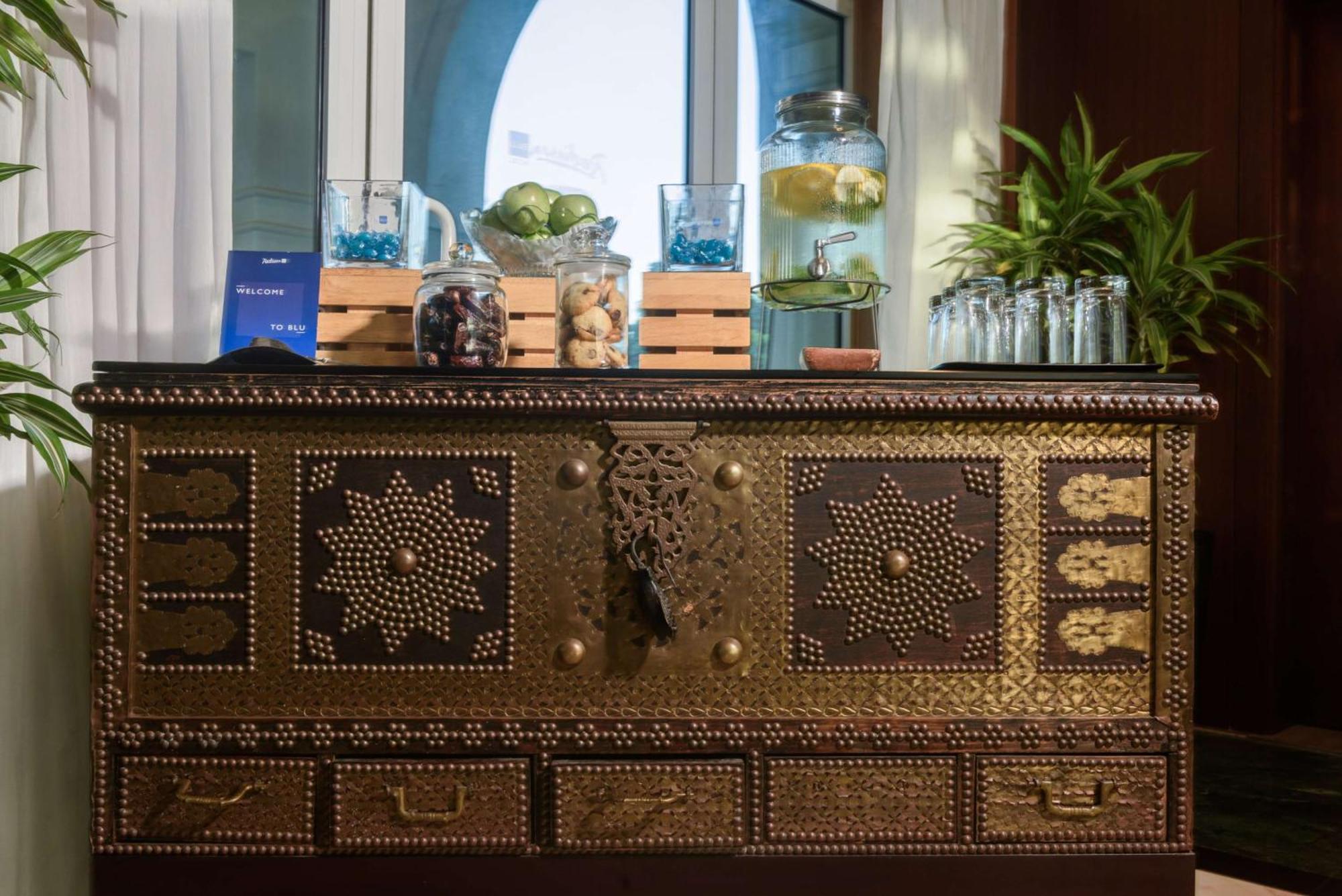 Radisson Blu Hotel, Muscat Ngoại thất bức ảnh