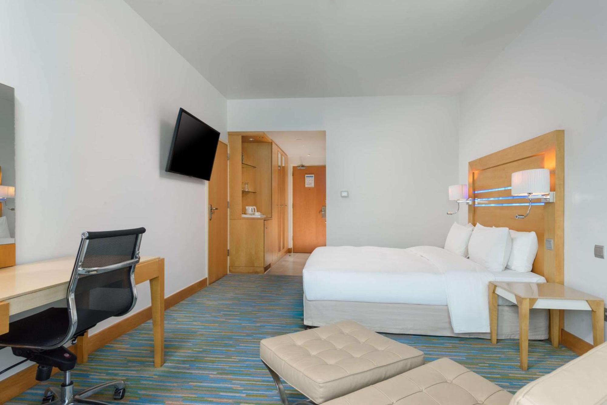 Radisson Blu Hotel, Muscat Ngoại thất bức ảnh